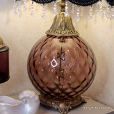 اباژور رومیزی کلاسیک بسیار زیبا با تنگ بنفش و فلز انتیک کلاهک به خواست شما عزیزان قابل تغییر میباشد